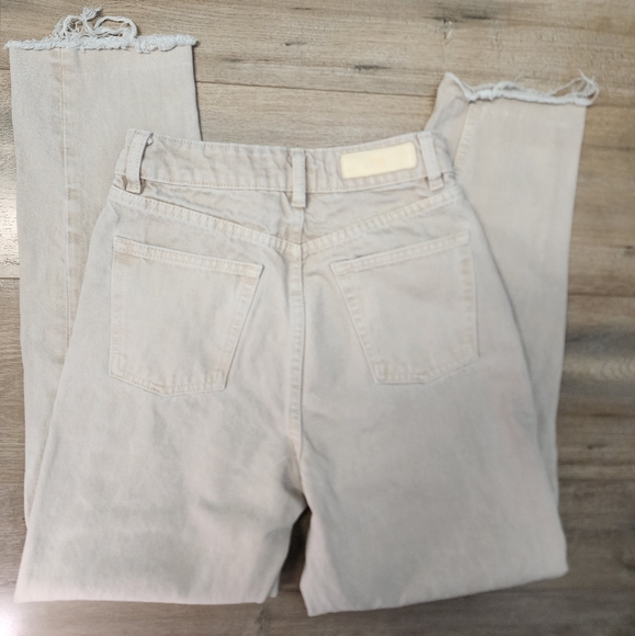 ZARA mom jeans in tan / beige / cream - Picture 3 of 5